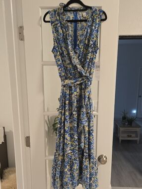 NWT London Style Blue and Yellow Floral Wrap Maxi Dress